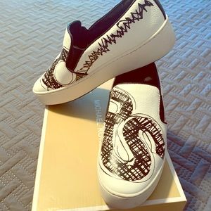 Michael Kors Keaton Slip on Size 8.5M